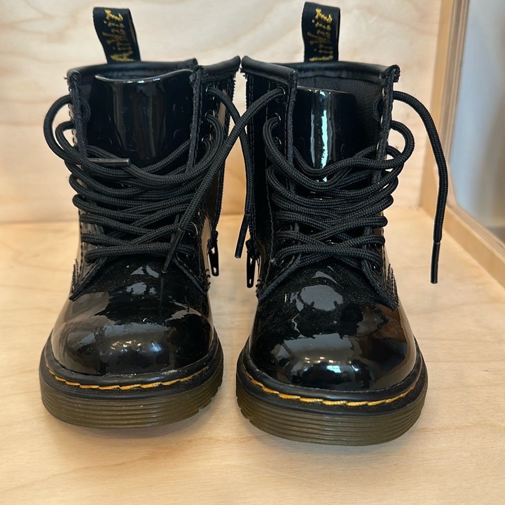 Toddler Broklee DR. MARTEN - Size 7 Toddler - worn once.